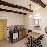 LegnoSuites