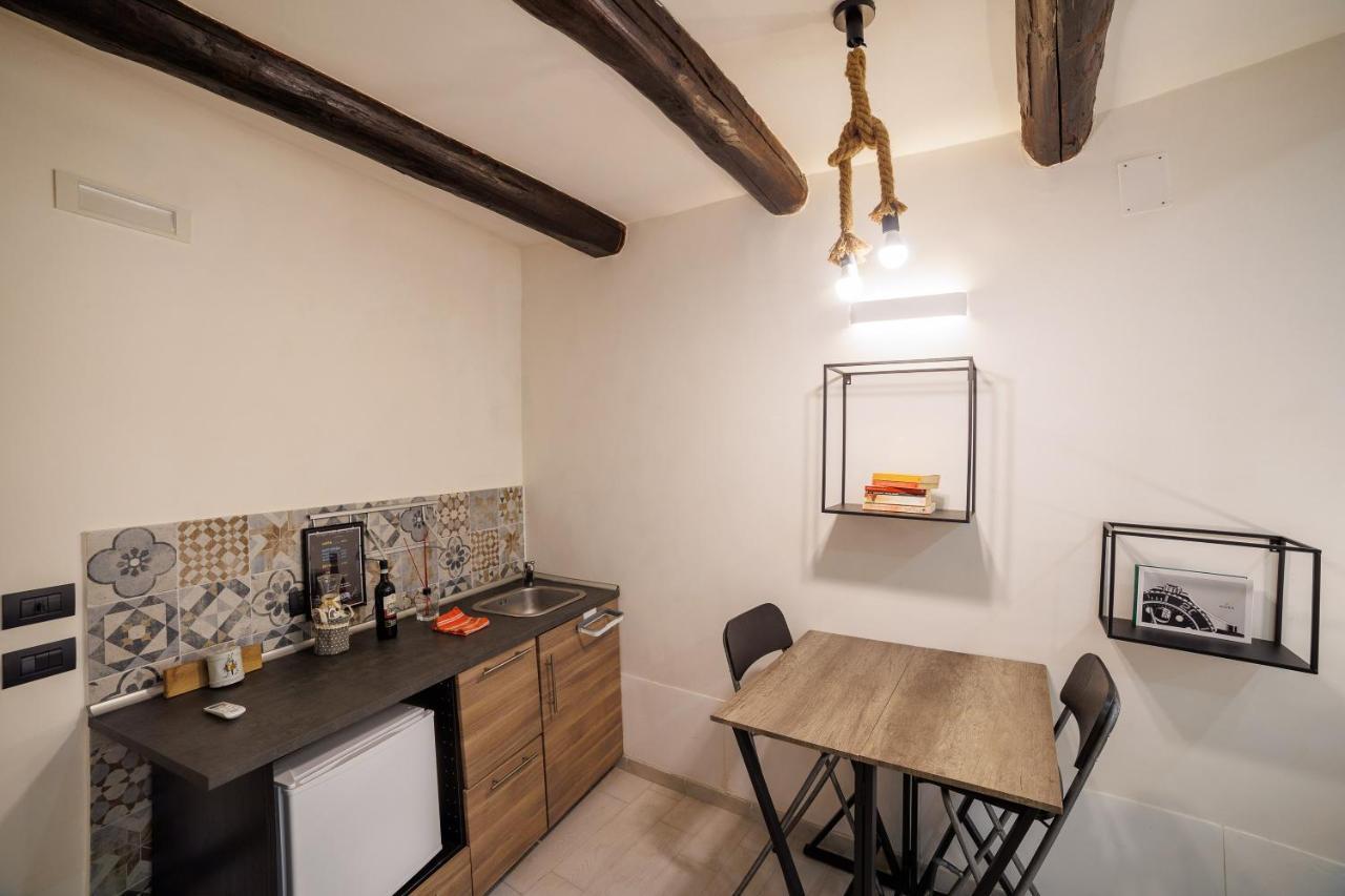 Legnosuites * Naples